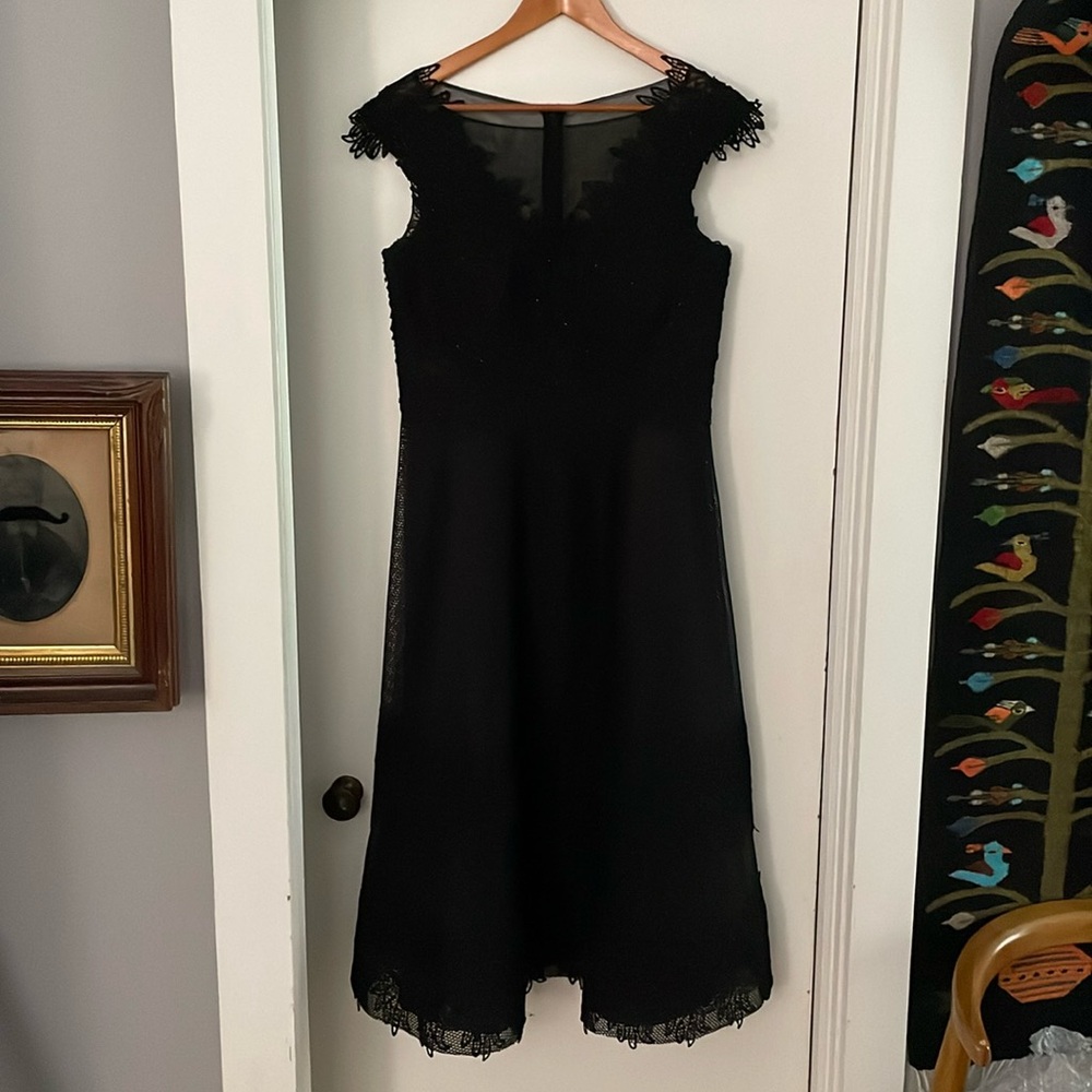 Teri Jon Black V-Neck Sleeveless A-Line Midi Dress